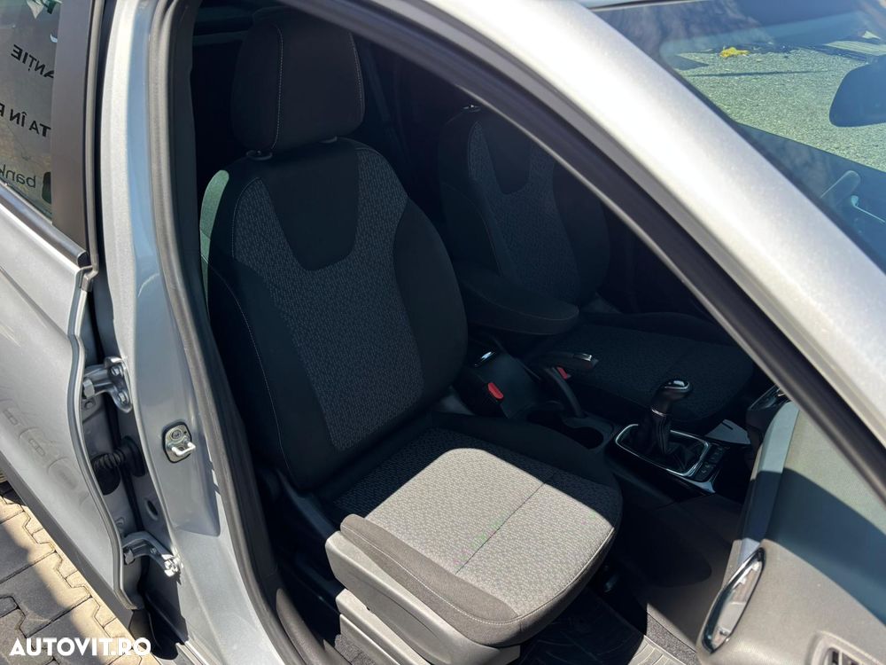 Opel Crossland - 32