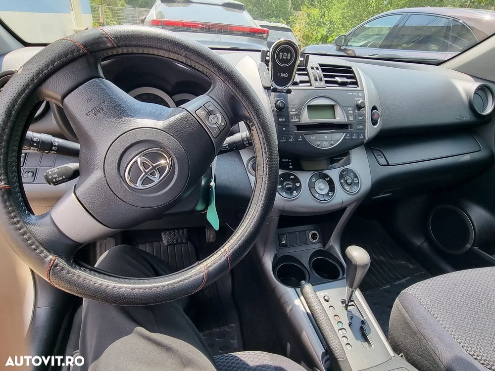 Toyota RAV4 2.0 Aut Executive - 11