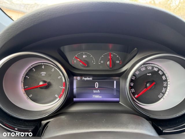 Opel Astra 1.4 T Dynamic - 21