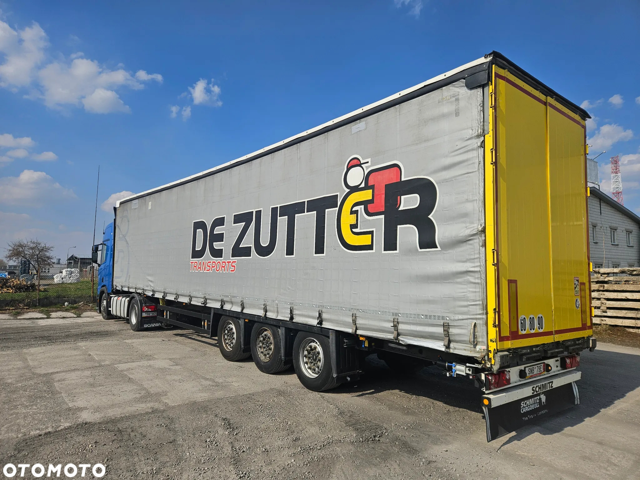 Schmitz Cargobull Varios super stan nowy dach - 3