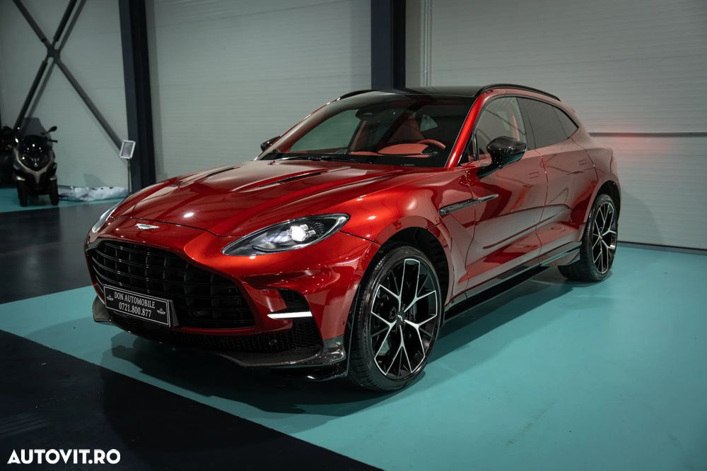 Aston Martin DBX - 3