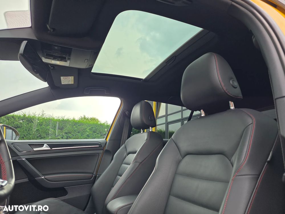 Volkswagen Golf GTI Performance BlueMotion Technology DSG - 18