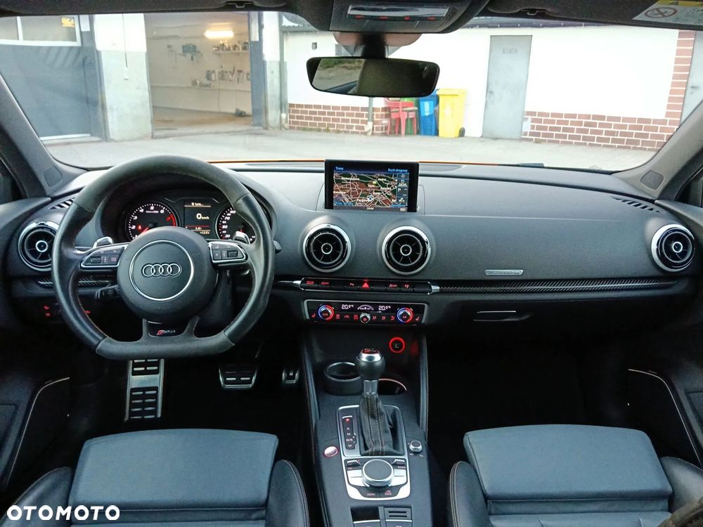 Audi RS3 Sportback - 24