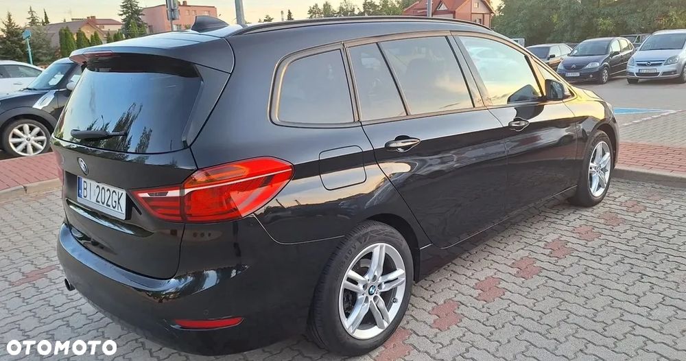 BMW Seria 2 218d Advantage sport - 4