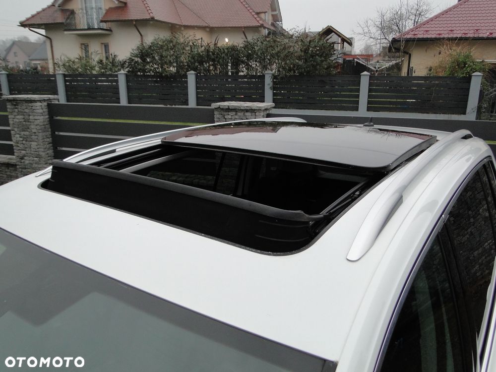 Volkswagen Touran 1.4 TSI (BlueMotion Technology) Highline - 11