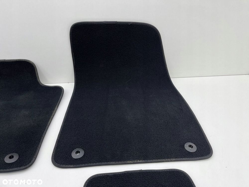 VOLVO XC40 DYWANIKI WELUROWE KOMPLET 32328775 - 5