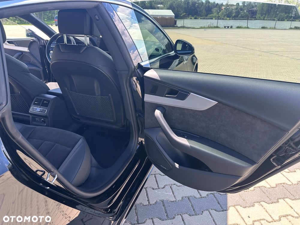 Audi A5 Limousine - 16