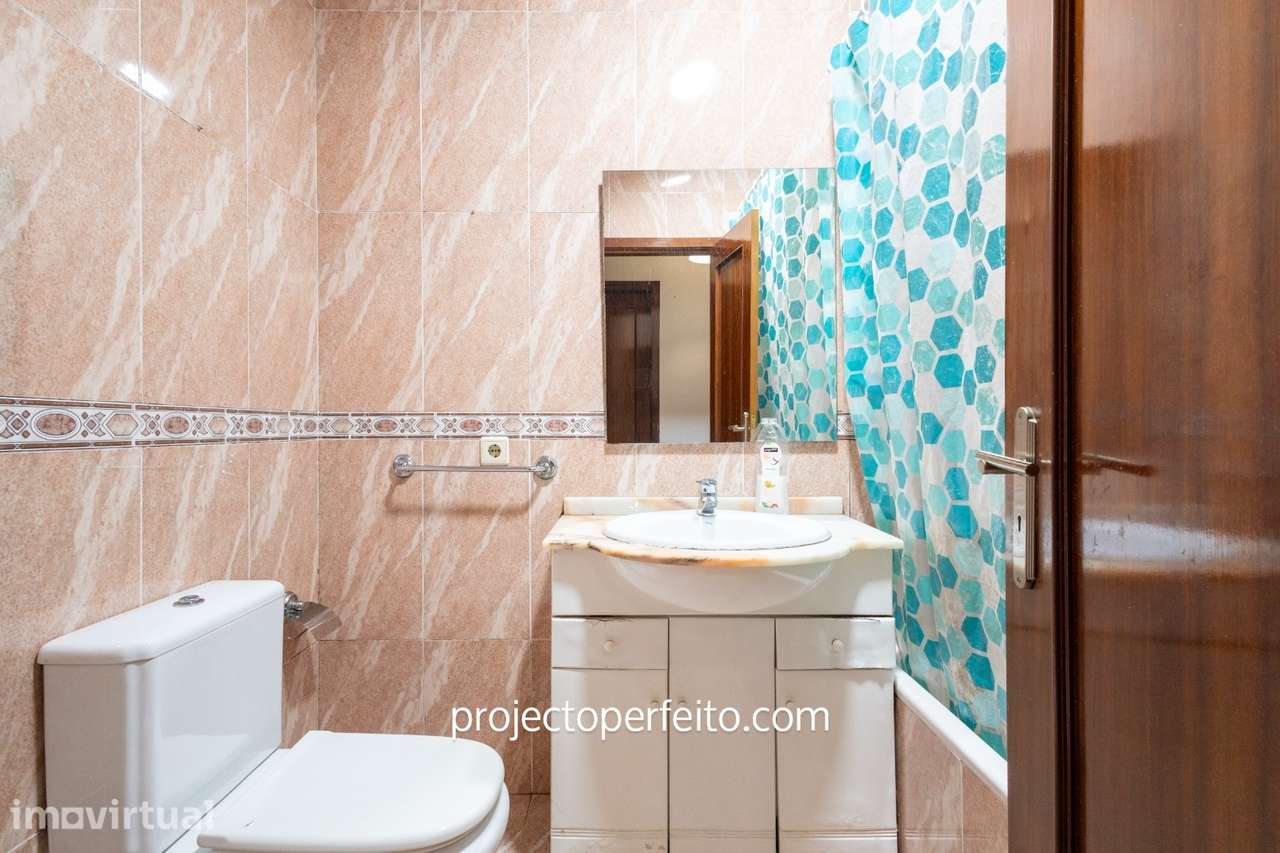 Apartamento T3 Venda em Vilar de Andorinho,Vila Nova de Gaia - Grande imagem: 3/13