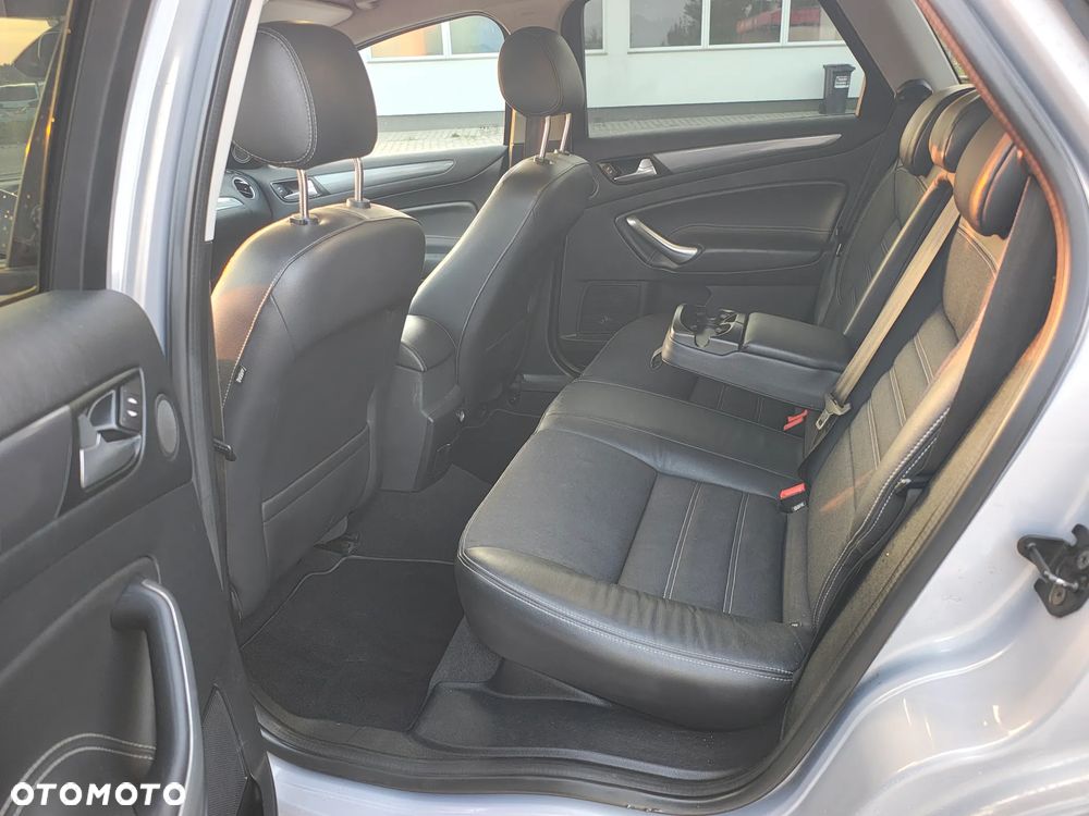 Ford Mondeo 2.0 TDCi Champions Edition - 10