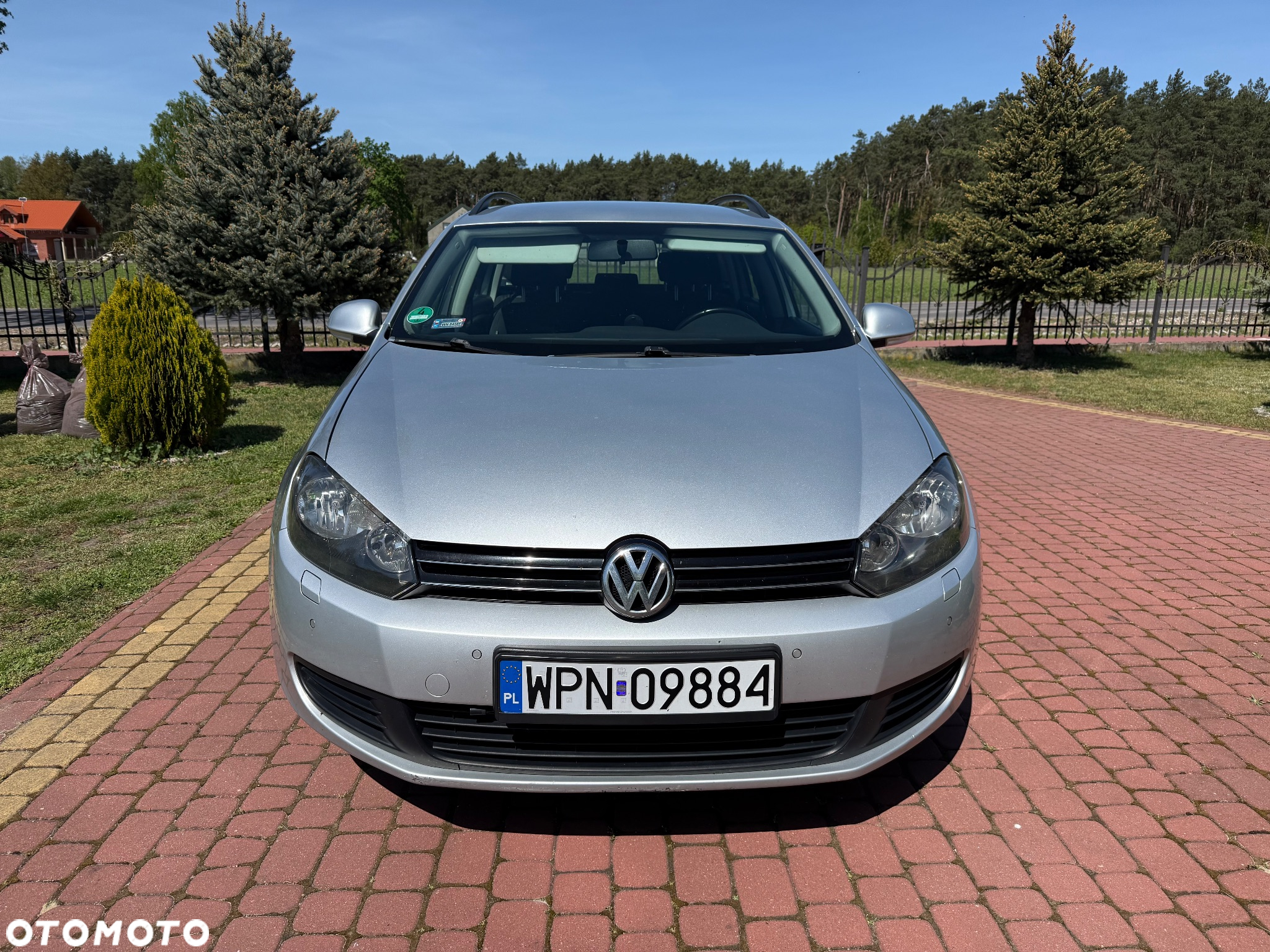 Volkswagen Golf - 2