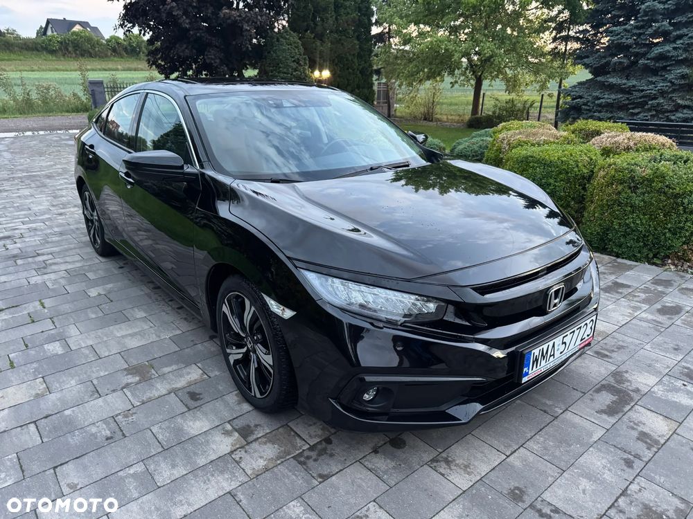 Honda Civic 1.5 i-VTEC Turbo CVT Executive - 9