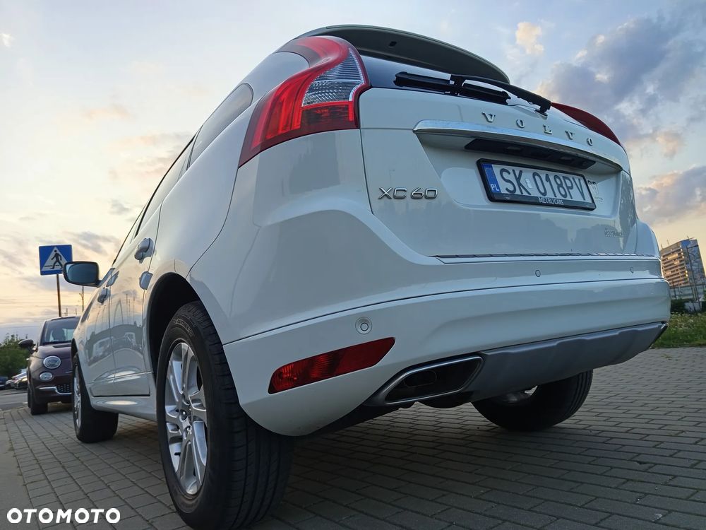 Volvo XC 60 D4 Drive-E Momentum - 12