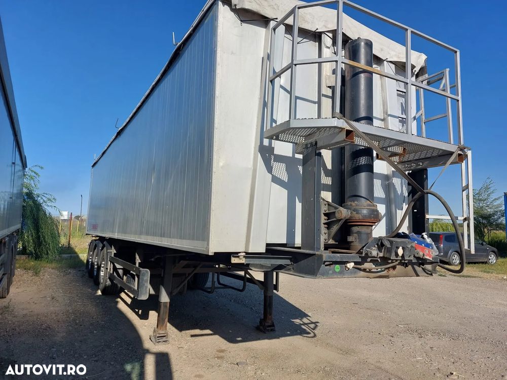 Schwarzmuller 56 m3 - 11