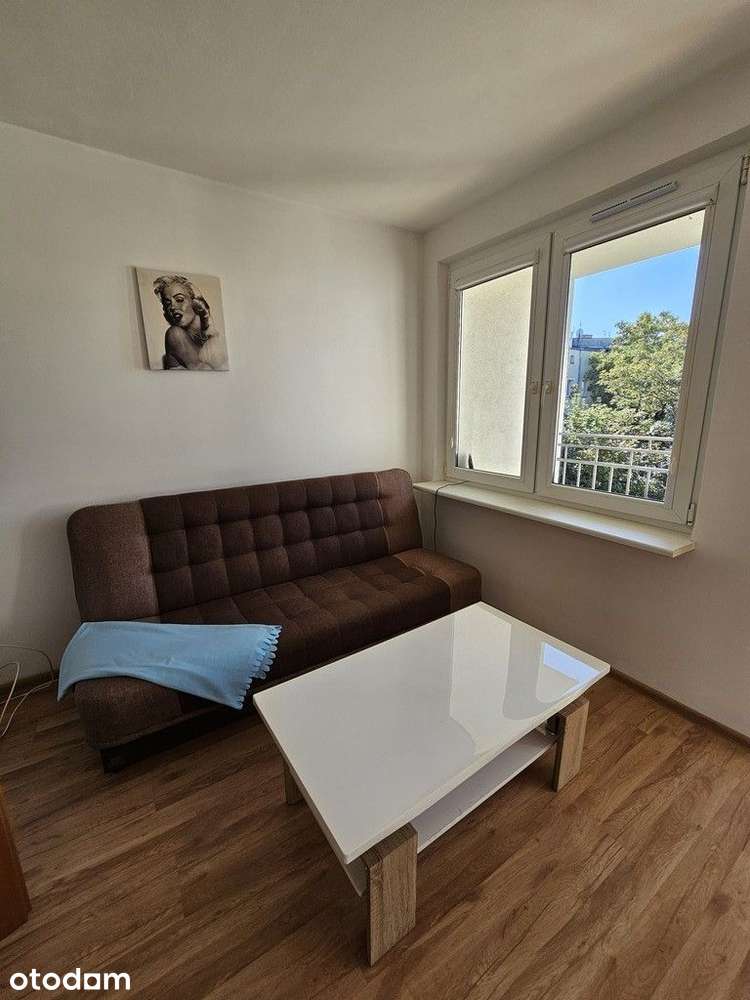 Kawalerka w centrum miasta 3piętro ,balkon
