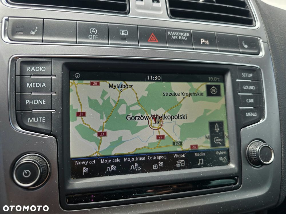 Volkswagen Polo 1.2 TSI Blue Motion Technology Lounge - 13
