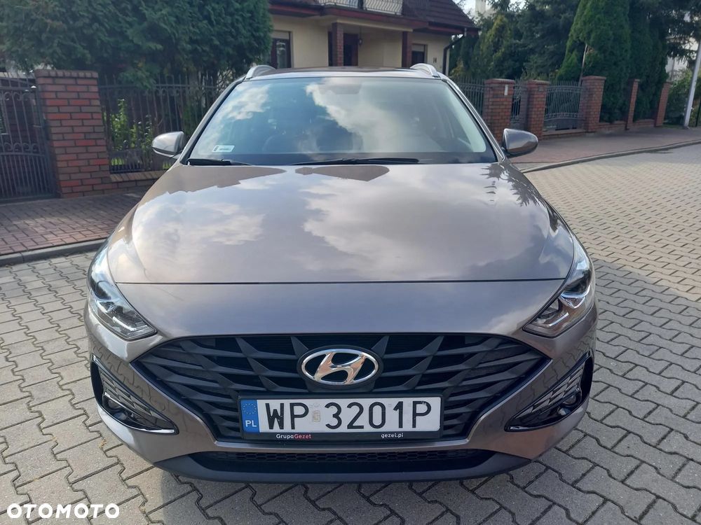 Hyundai i30 1.5 DPI Classic + - 3