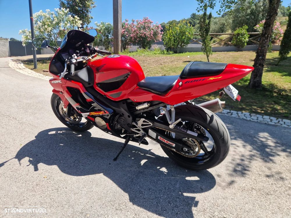 Honda CBR 600  Possível Financiamento - 15