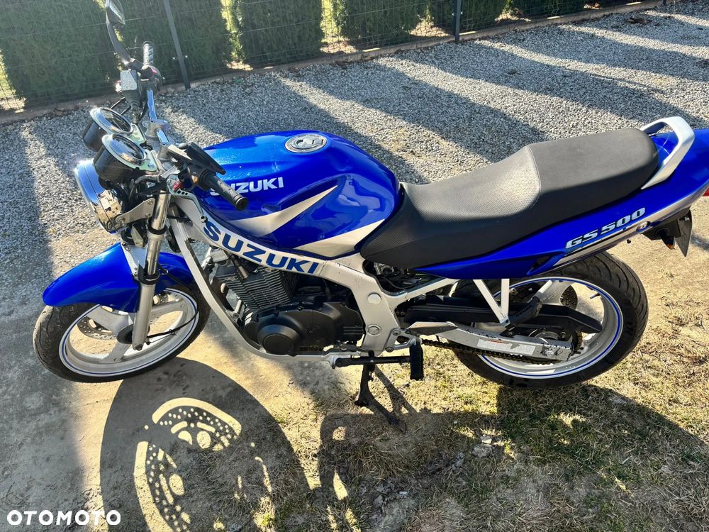 Suzuki GS - 4