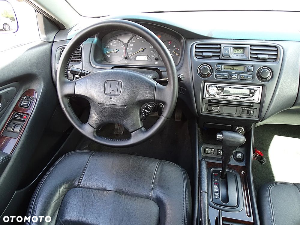 Honda Accord - 33