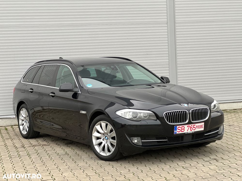 BMW Seria 5 525d Touring Aut. - 1