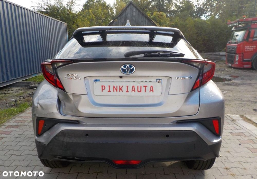 Toyota C-HR - 16