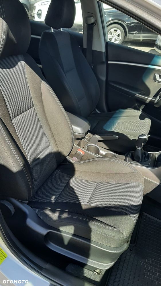 Hyundai i30 1.6 Classic - 15