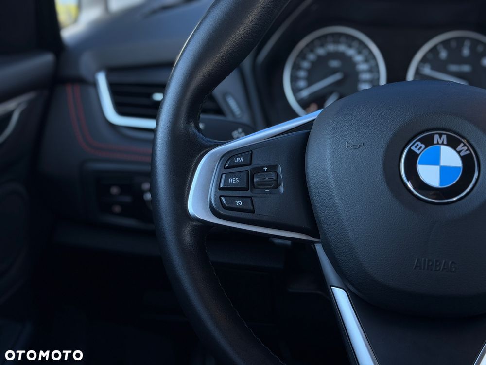 BMW Seria 2 218d Sport Line - 24