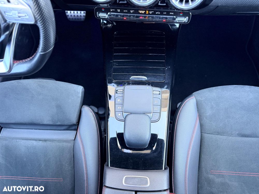 Mercedes-Benz CLA 200 - 21