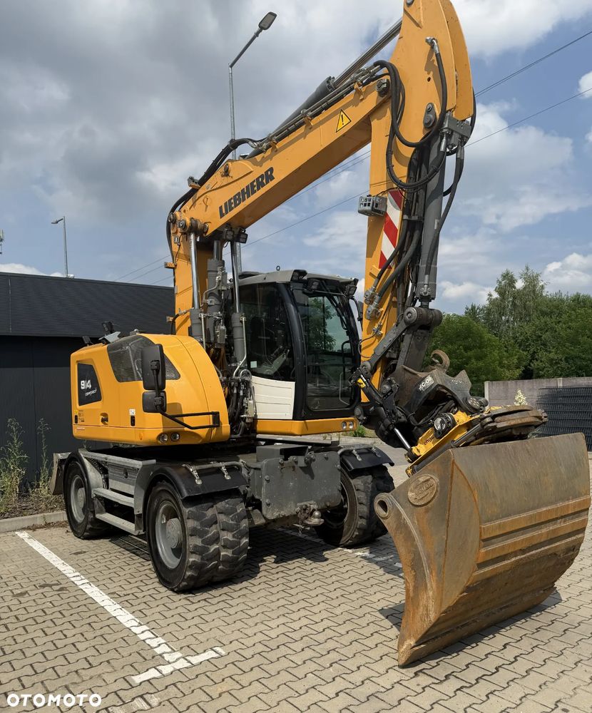 Liebherr A914 Compact - 1