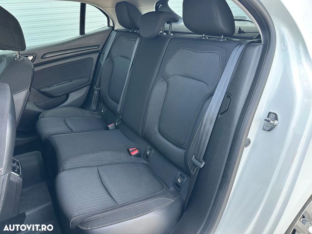 Renault Megane Blue dCi 116 EDC Zen - 9