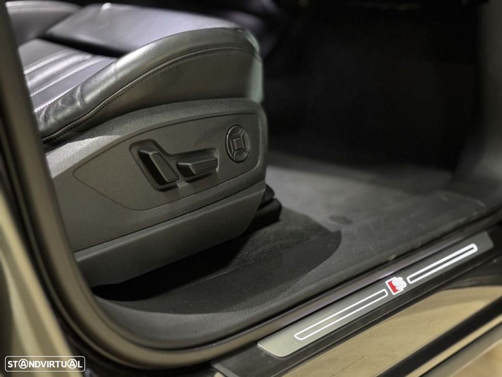 Audi Q8 e-Tron Sportback 50 quattro S line - 19