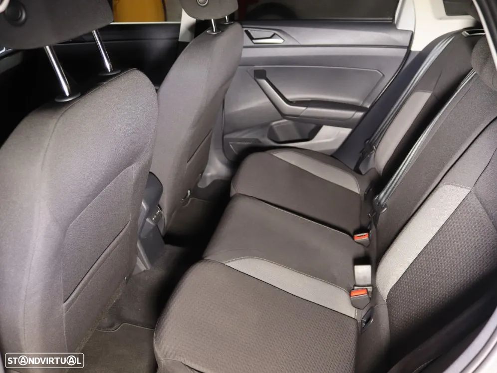 VW Taigo 1.0 TSI Urban - 14