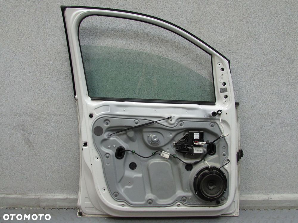 VW CADDY III 2K5 04-15 DRZWI PRZOD LEWE PODNOSNIK SZYBA ZAMEK KPL BIALY - 7