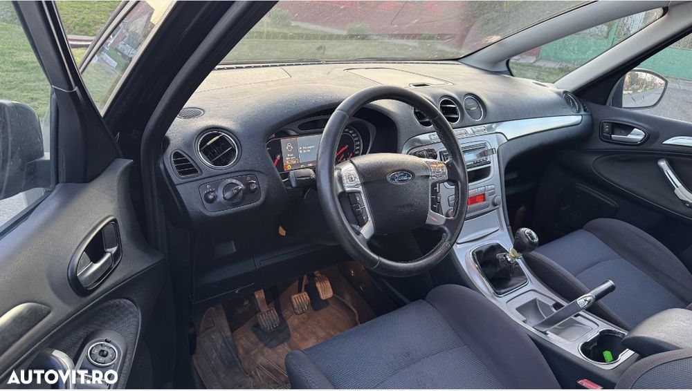 Ford S-Max - 4