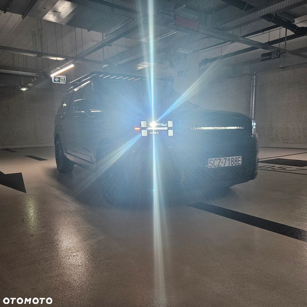 Hyundai Santa Fe - 3