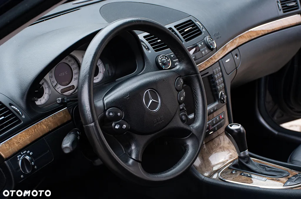 Mercedes-Benz Klasa E - 38