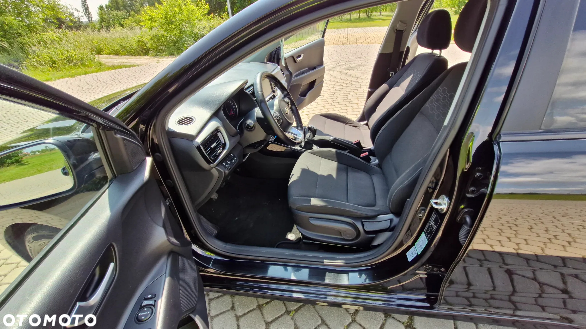 Kia Rio 1.4 CRDi 90 Platinum Edition - 10