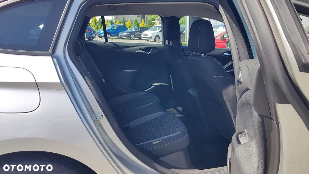 Opel Astra 1.5 CDTI Edition S&S - 29