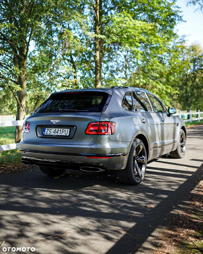 Bentley Bentayga W12 Mulliner - 5