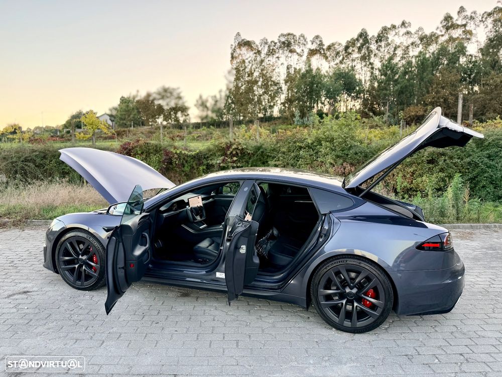 Tesla Model S Plaid AWD - 41