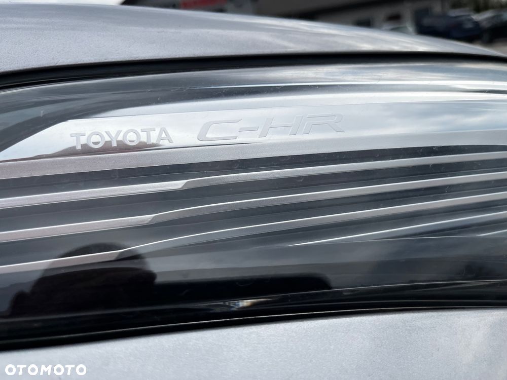 Toyota C-HR - 34