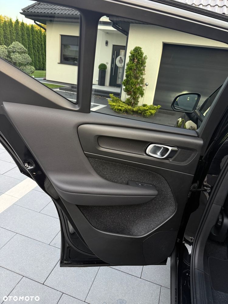 Volvo XC 40 D3 SCR Momentum - 25