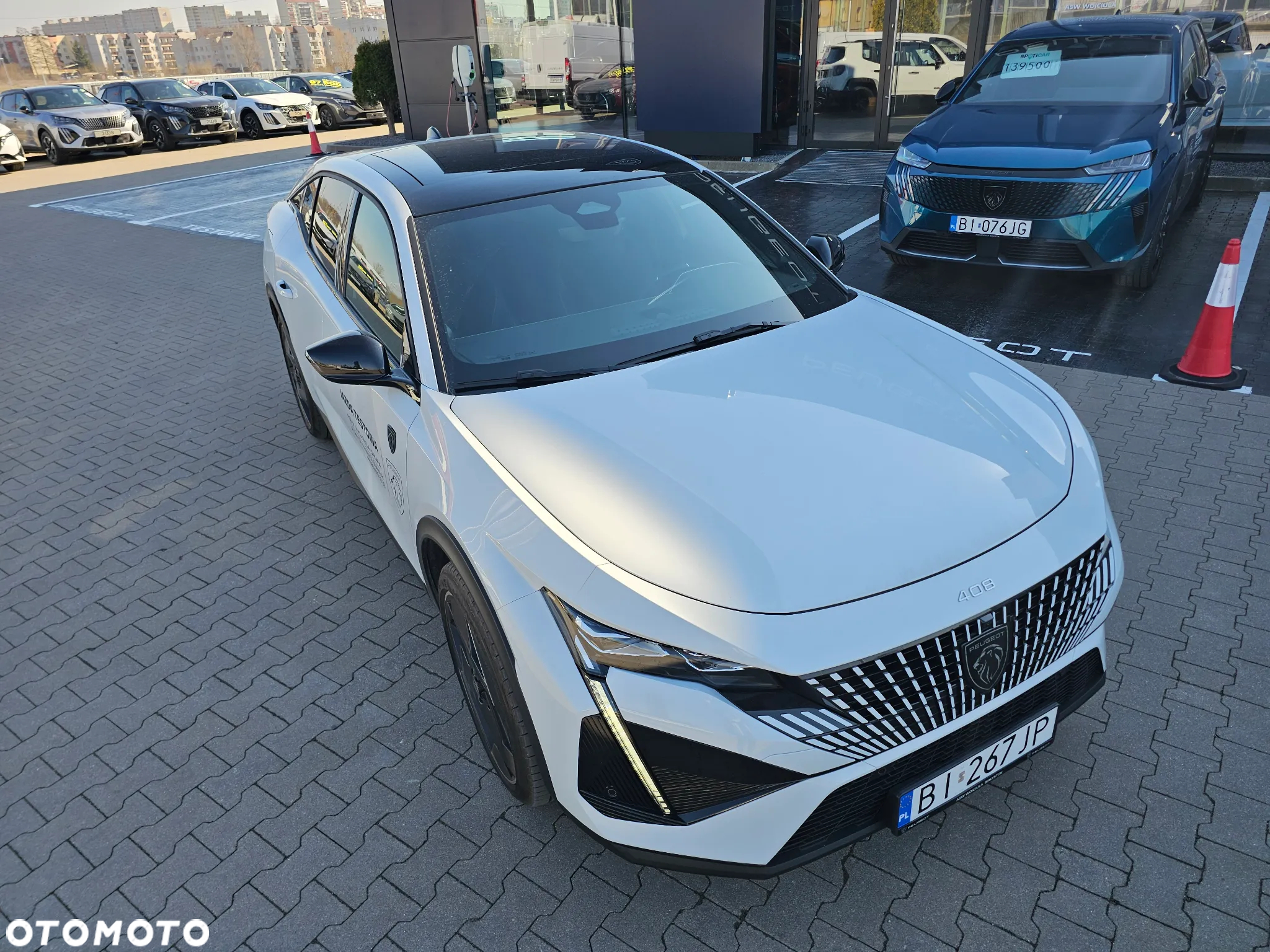 Peugeot 408 1.6 Plug-In Hybrid 225 GT EAT8 - 4