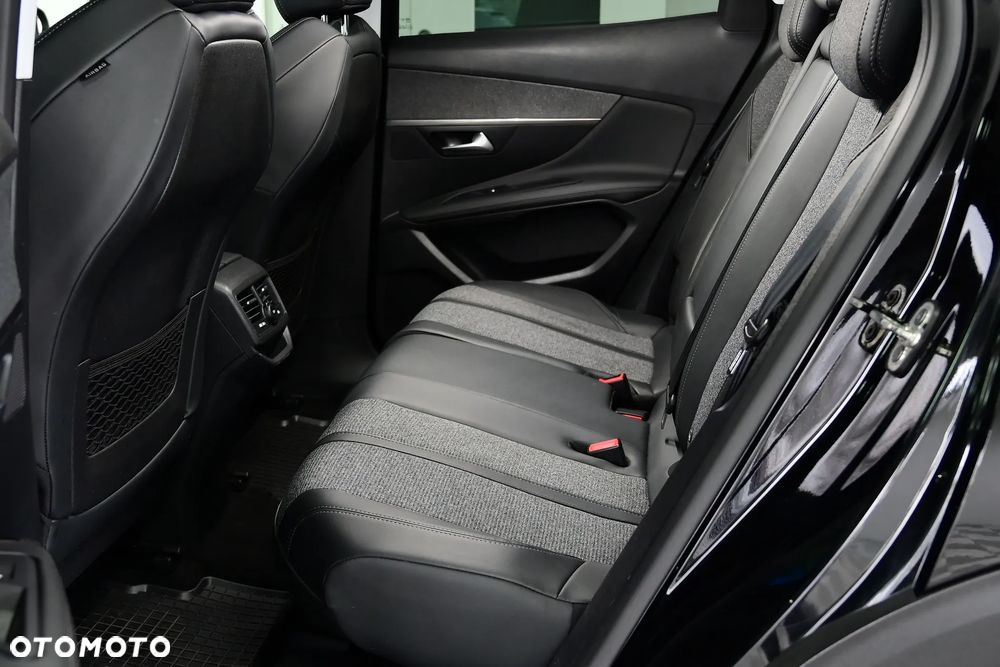 Peugeot 3008 BlueHDi 180 Stop & Start EAT8 Allure - 20