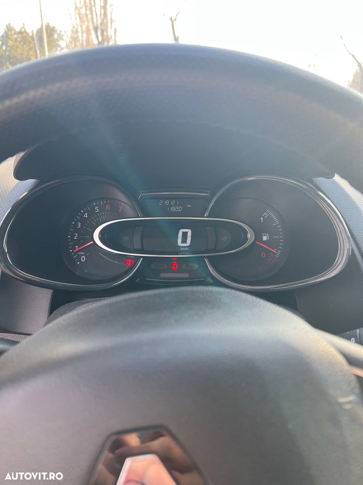 Renault Clio IV 1.2 16V Authentique - 9