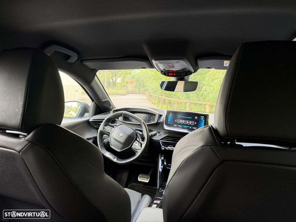 Peugeot e-208 50 kWh GT - 19