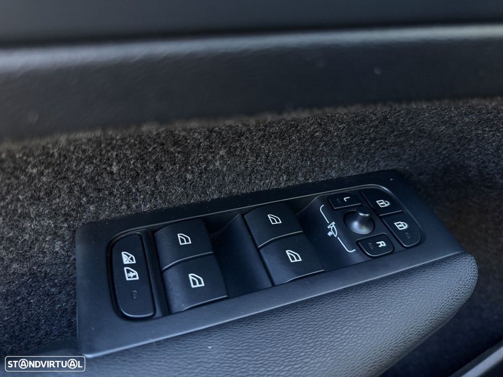 Volvo XC 40 1.5 T4 PHEV Inscription Expression - 33