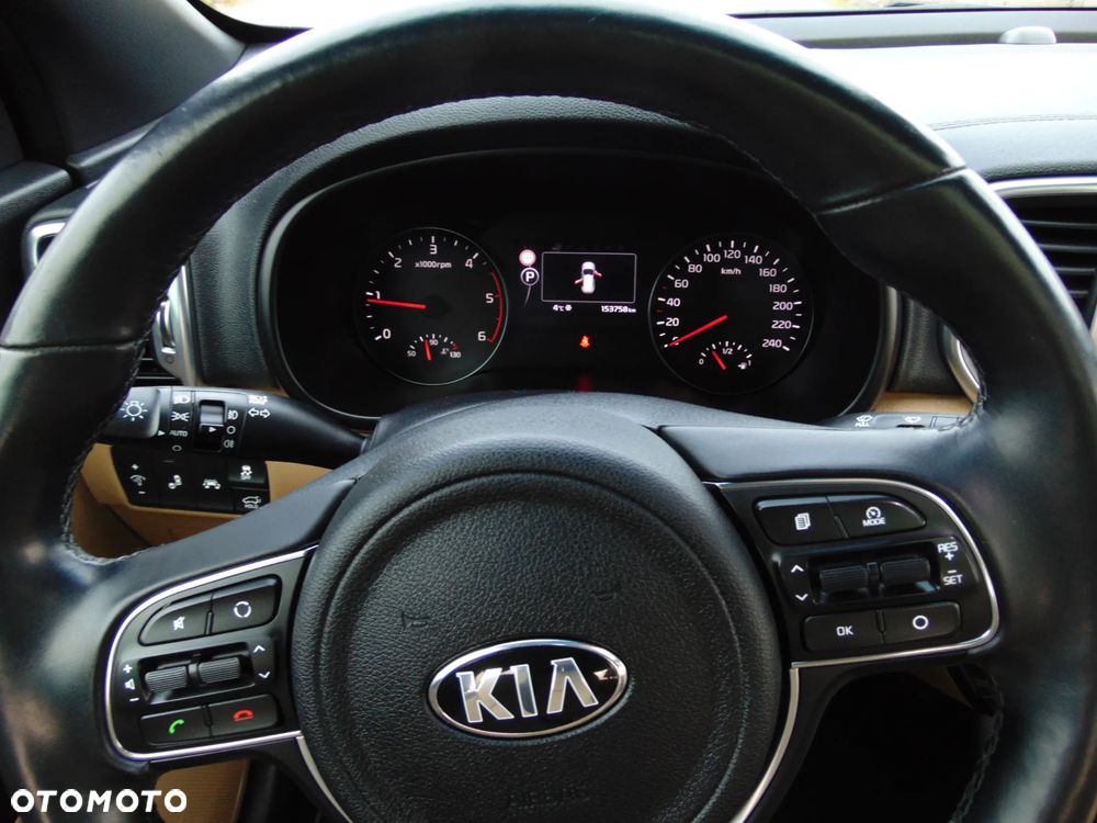 Kia Sportage 2,0 CRDI AWD Platinum - 28