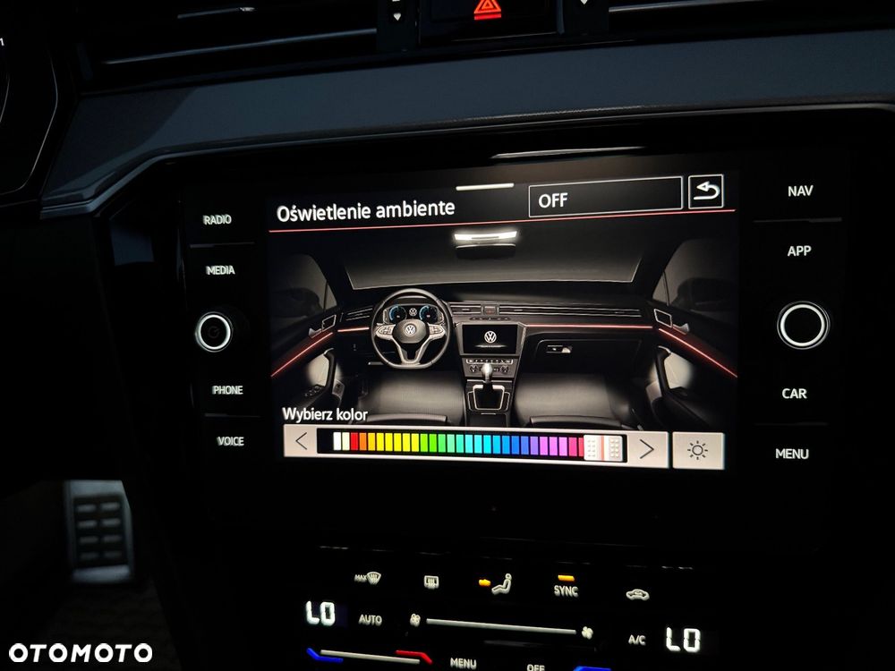Volkswagen Passat 2.0 TDI EVO Elegance DSG - 22