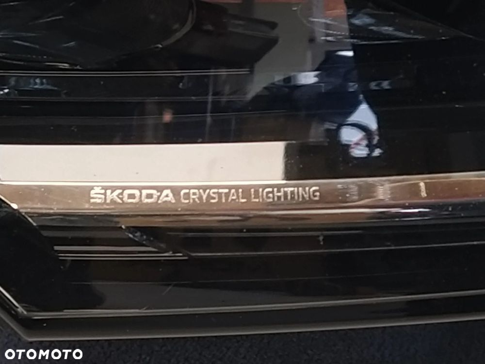 SKODA OCTAVIA IV 4 LAMPA REFLEKTOR PRAWA PRZÓD PRZEDNIA FULL LED / CRYSTAL LIGHTING ORYGINAŁ - 8